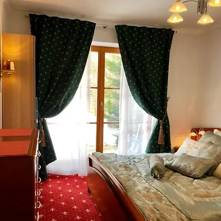 Golden Gapa Central Duplex 2 *